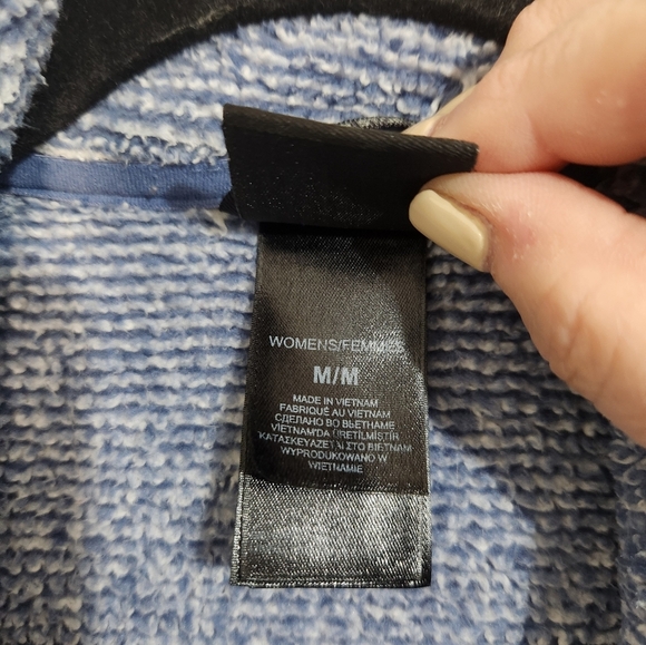 Womens North Face Blue Fleece Jacket, Size Medium - Picture 3 of 6